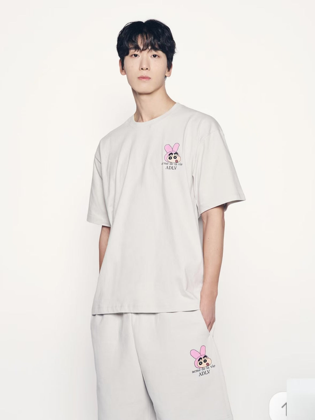 ADLV x SHINCHAN Unisex T