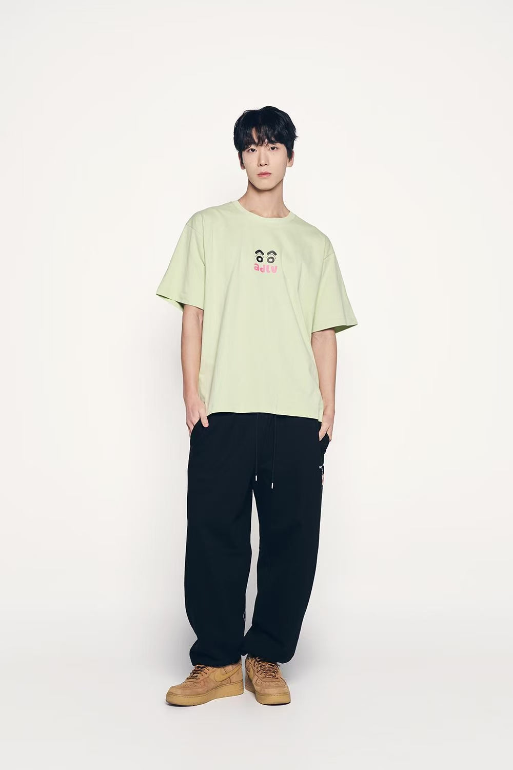 ADLV x SHINCHAN Unisex T