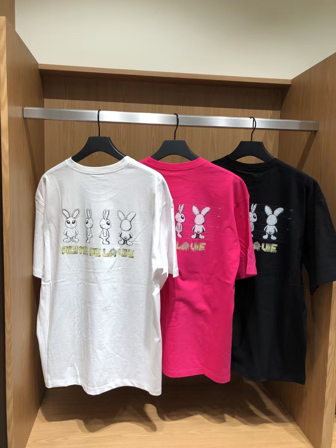 ADLV Unisex T